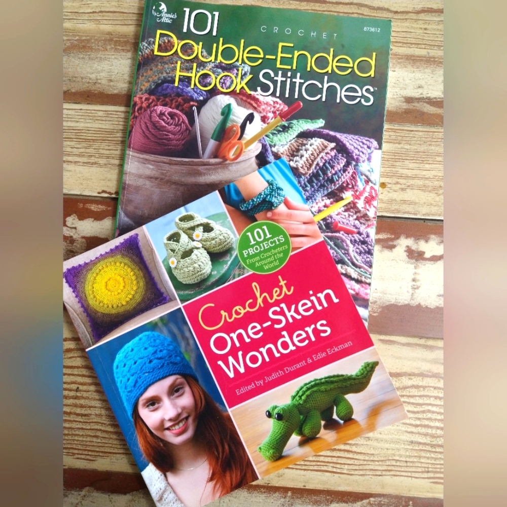 2 101 Crochet project books
